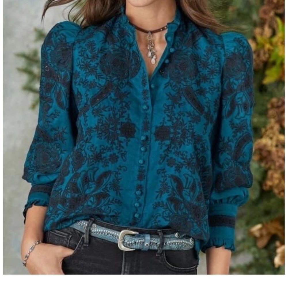 Sundance Top NWT Large Blue Floral Lace Embroidered Eyelet Blouse Whimsygoth - Picture 2 of 16